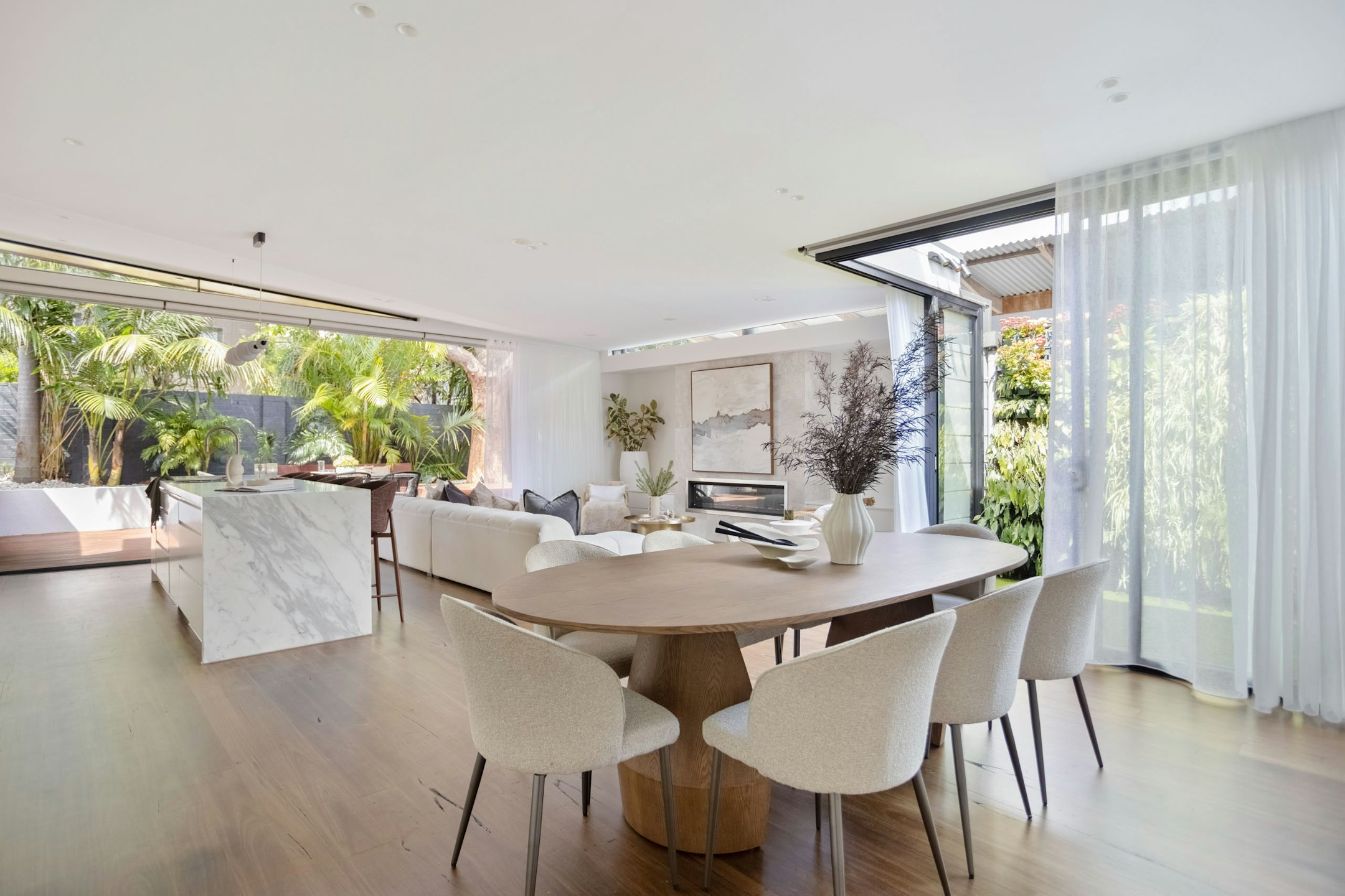 dining room