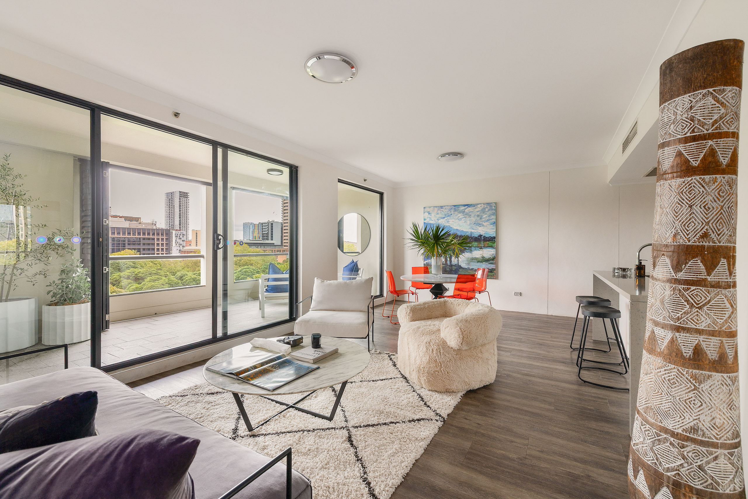 806/242 Elizabeth Street, Surry Hills - Image 1