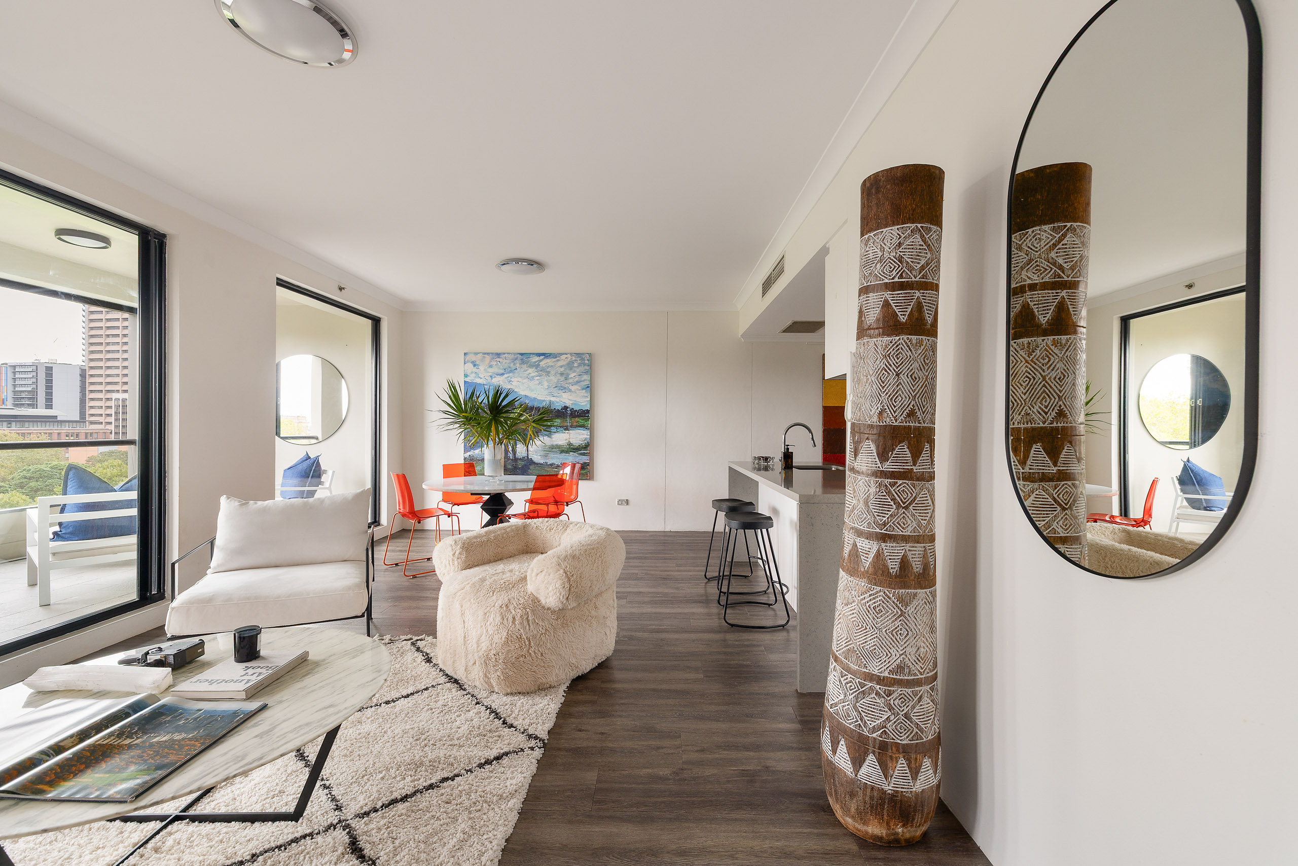 806/242 Elizabeth Street, Surry Hills - Thumbnail 2
