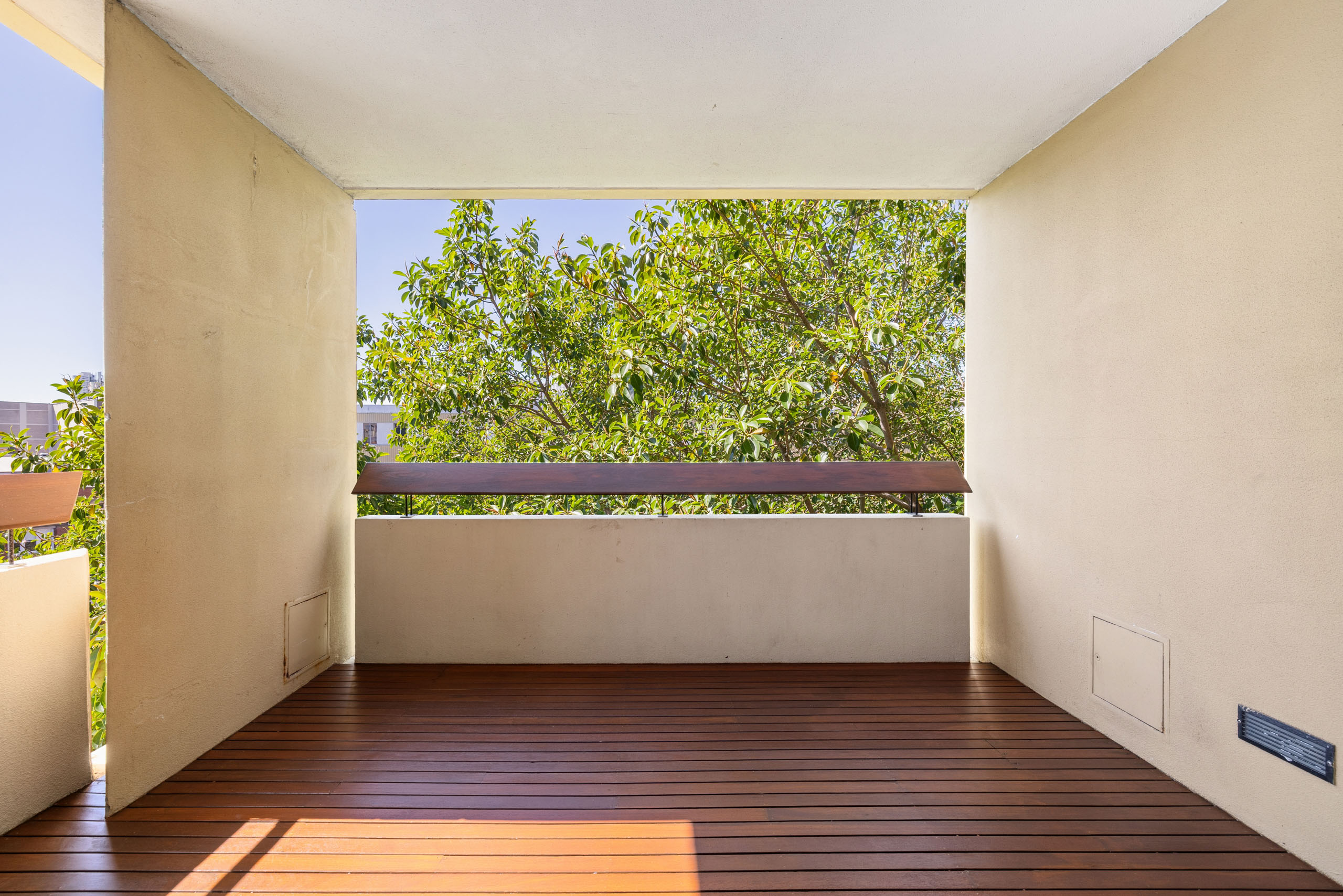 604/8 Cooper Street, Surry Hills - Thumbnail 3