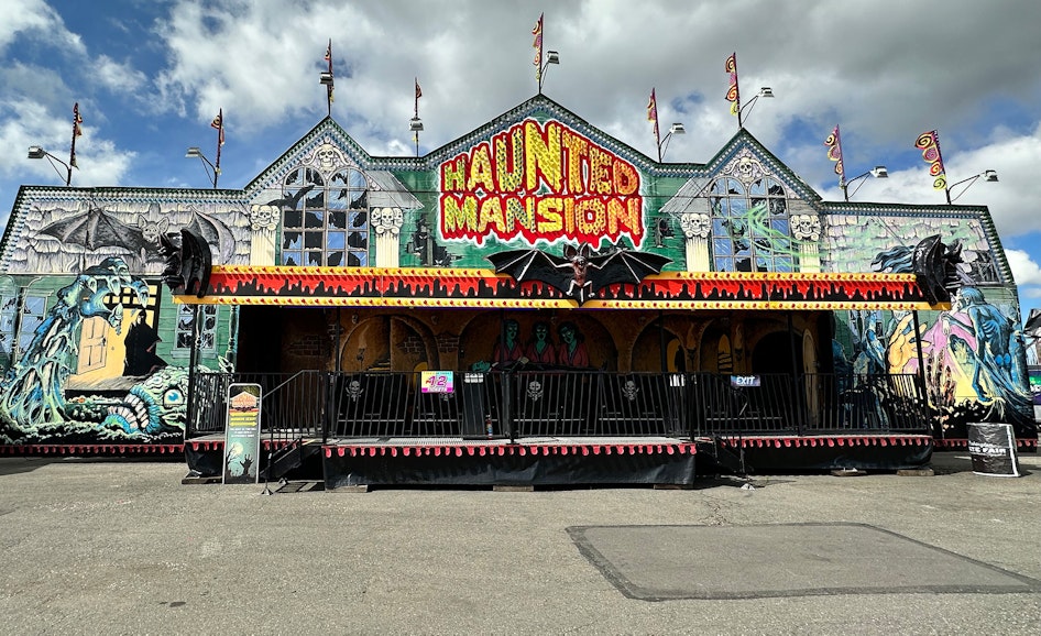 Carnival Haunted House Ride