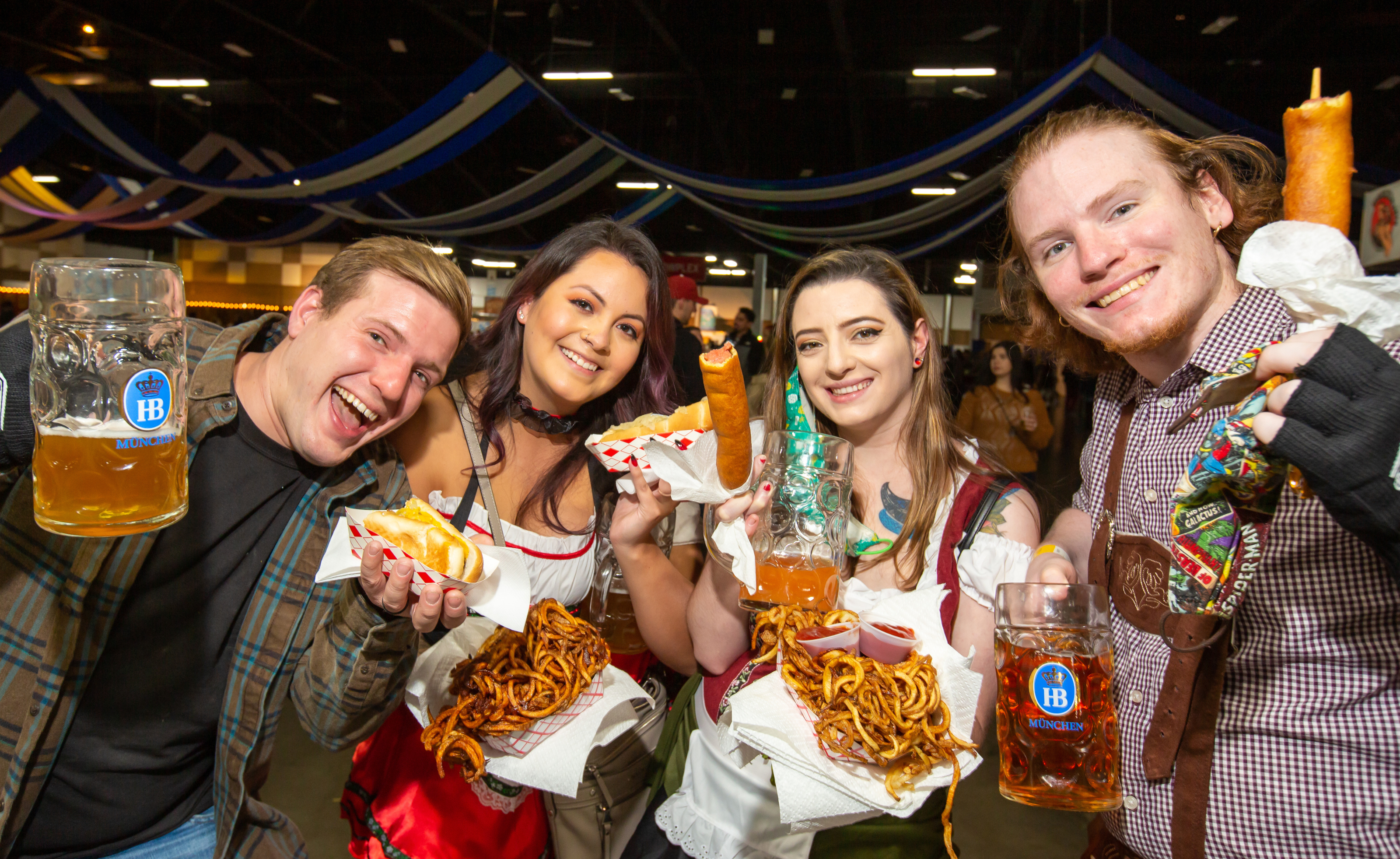 Friends with food & bier at Oktoberfest NW