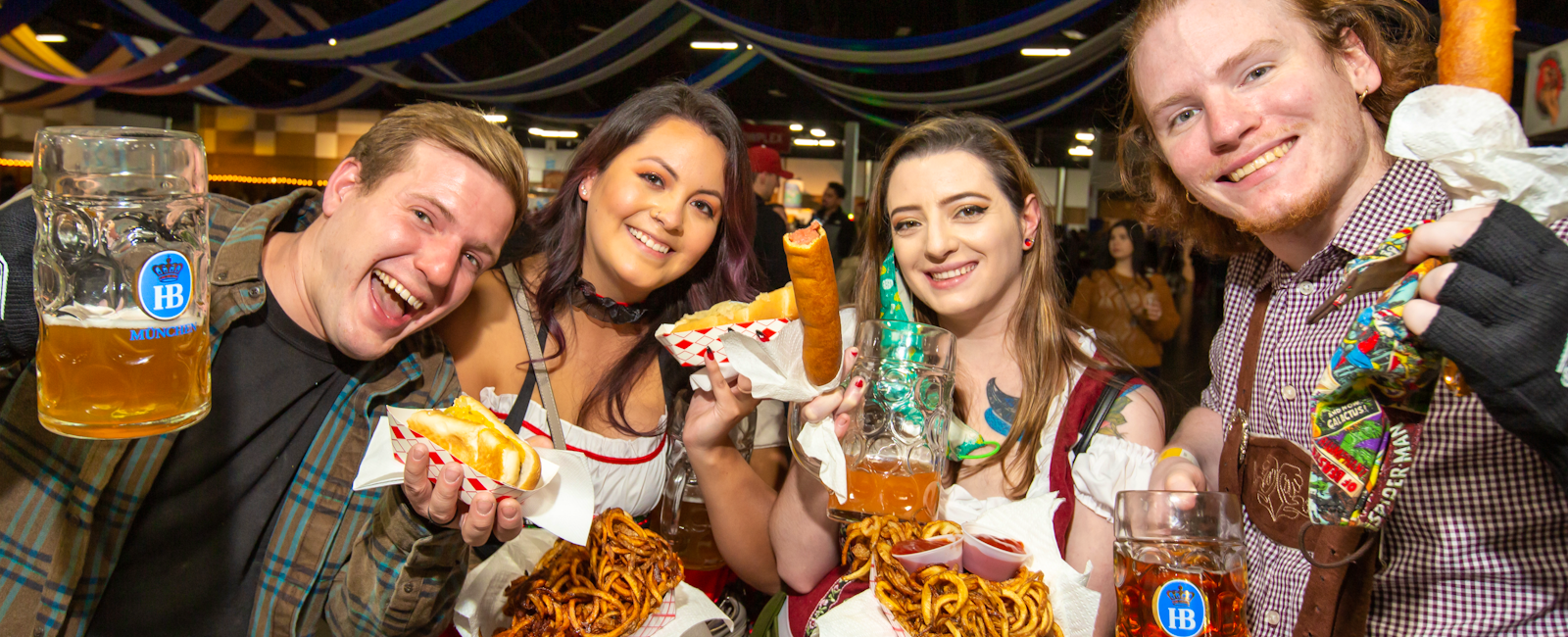 Friends with food & bier at Oktoberfest NW