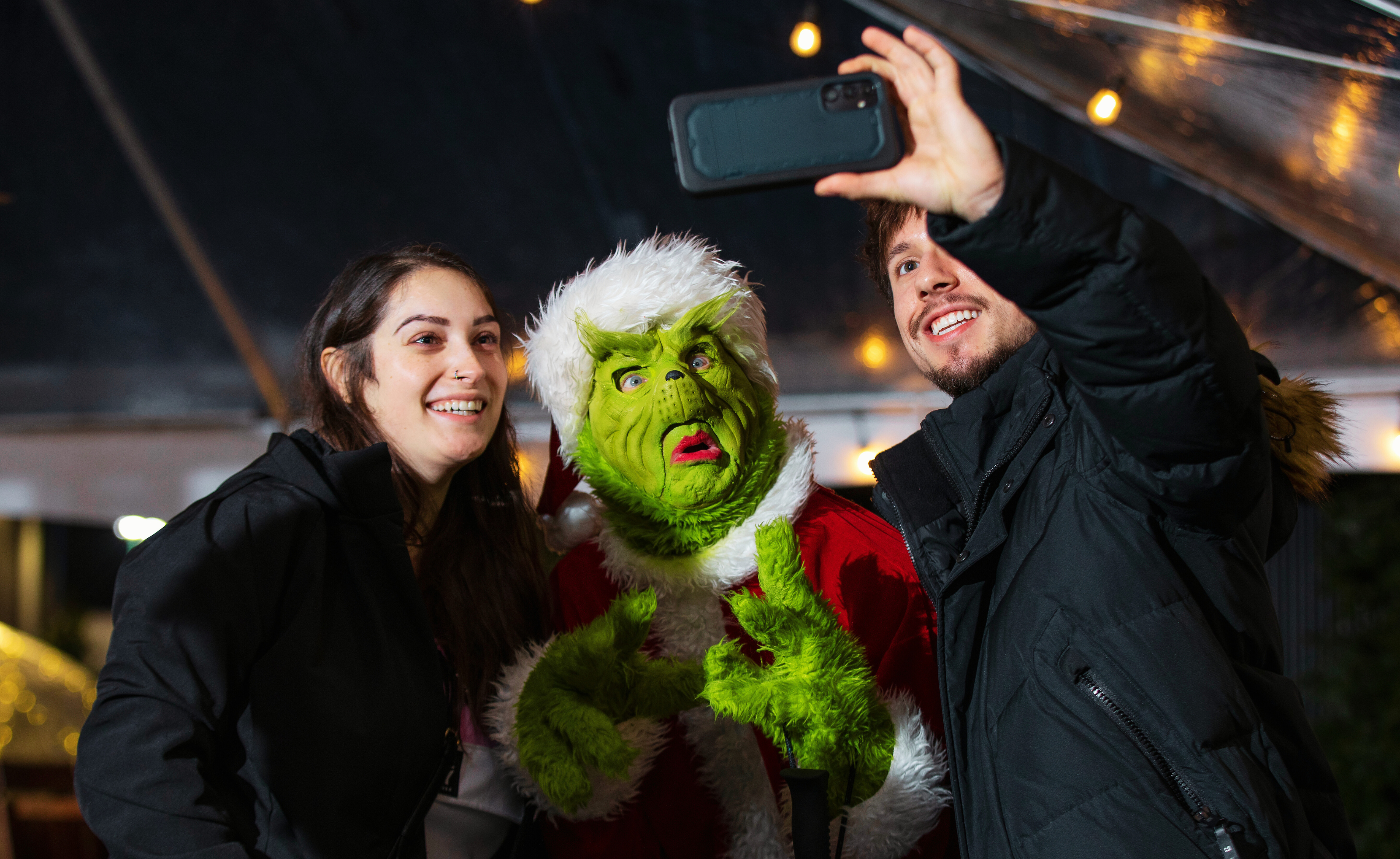 Grinch Selfie