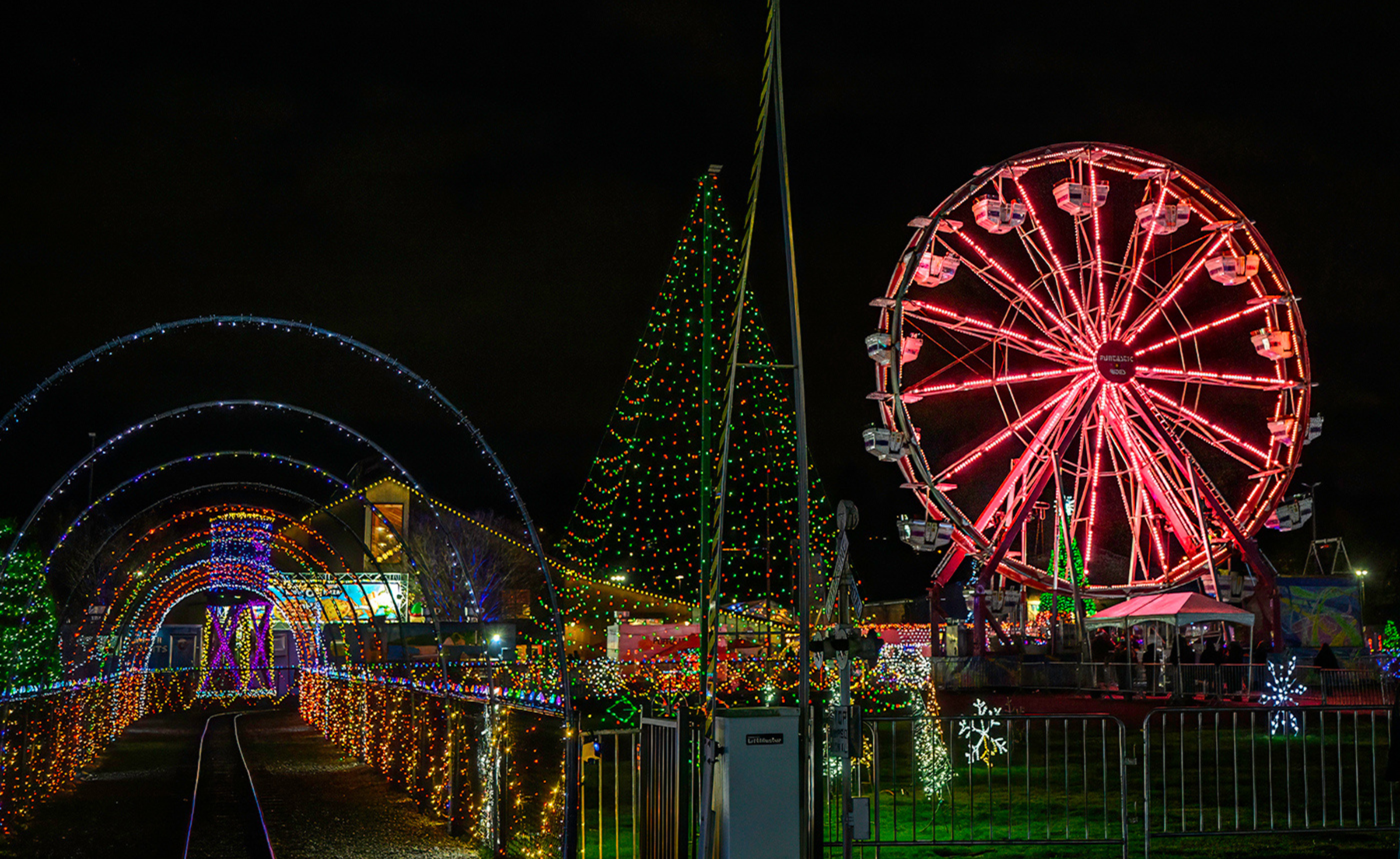 Wonder Wheel and Santa's Express Train at Holiday Magic