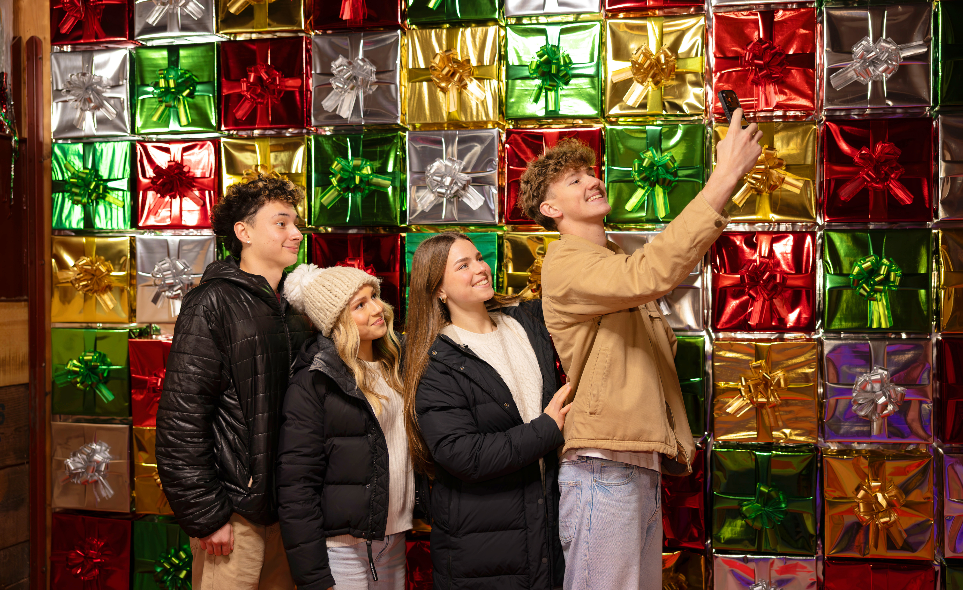 Present Photo Op