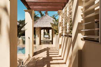 Ground floor walkway