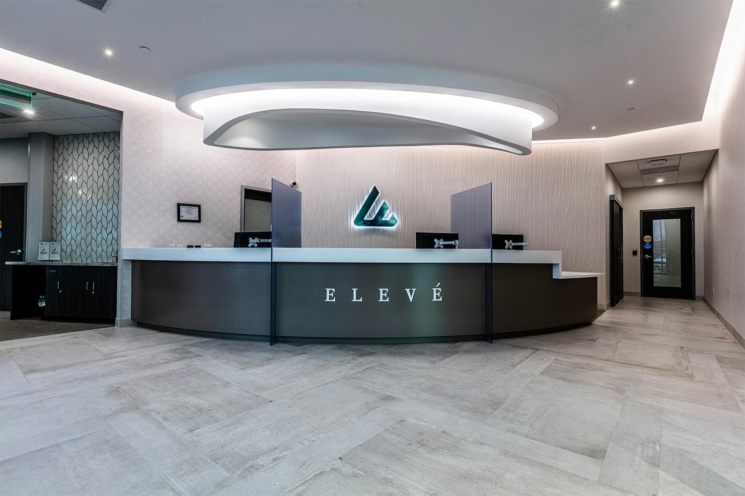 Eleve Receptionist desk and lobby