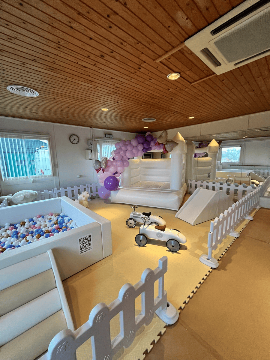 Lux 2