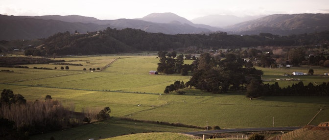Mangaroa Farms public trail