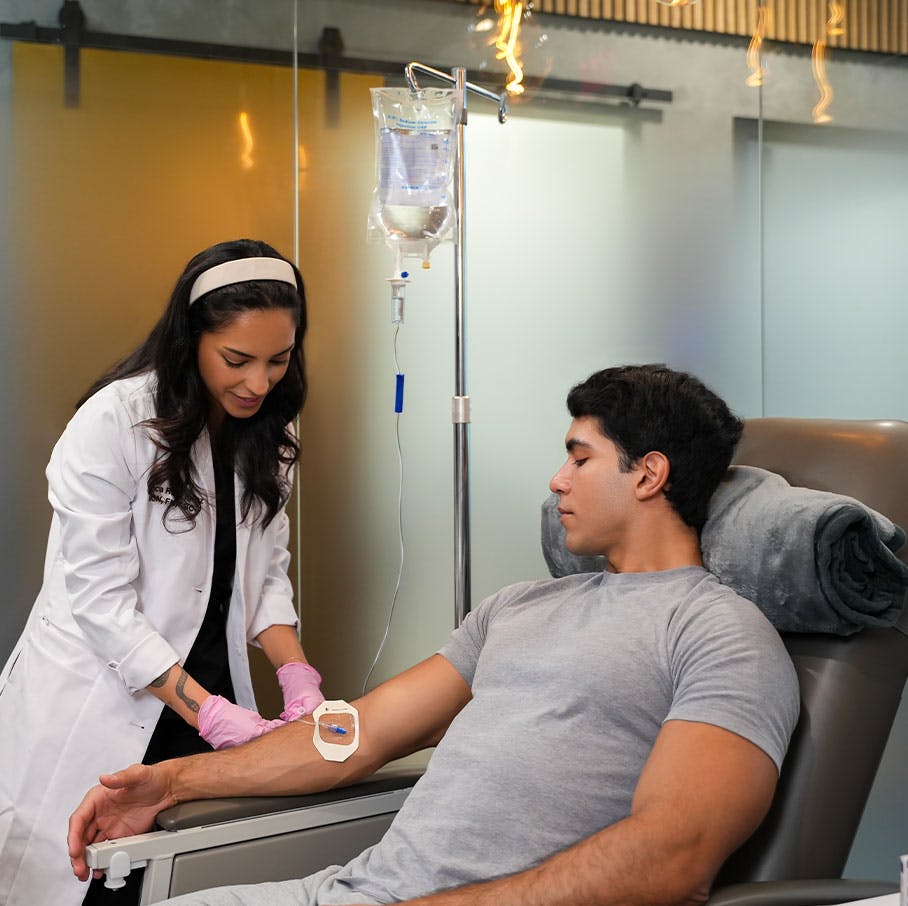 patient receiving IV therapy in Del Mar, CA