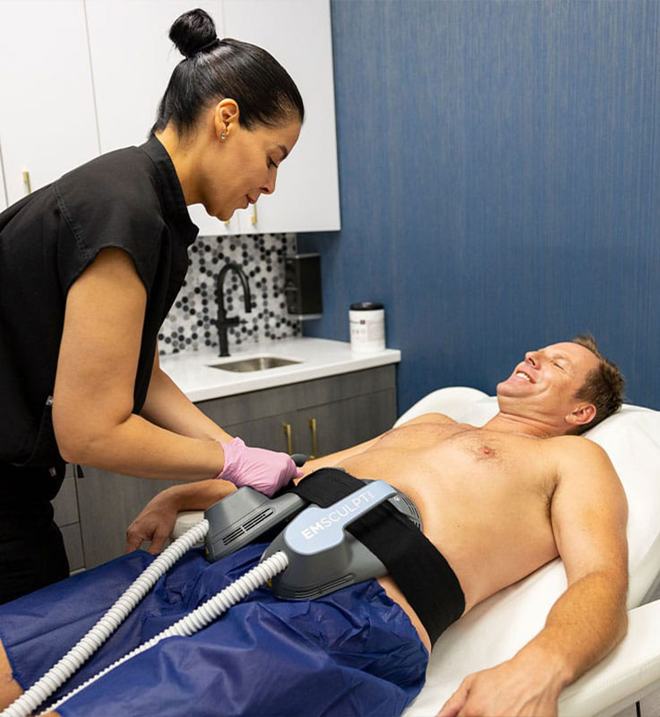 EMSCULPT NEO in Mansfield, TX | Serotonin Centers