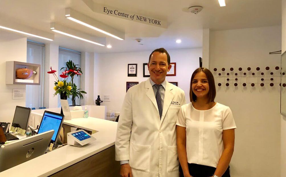 The doctor with an obervership international doctor