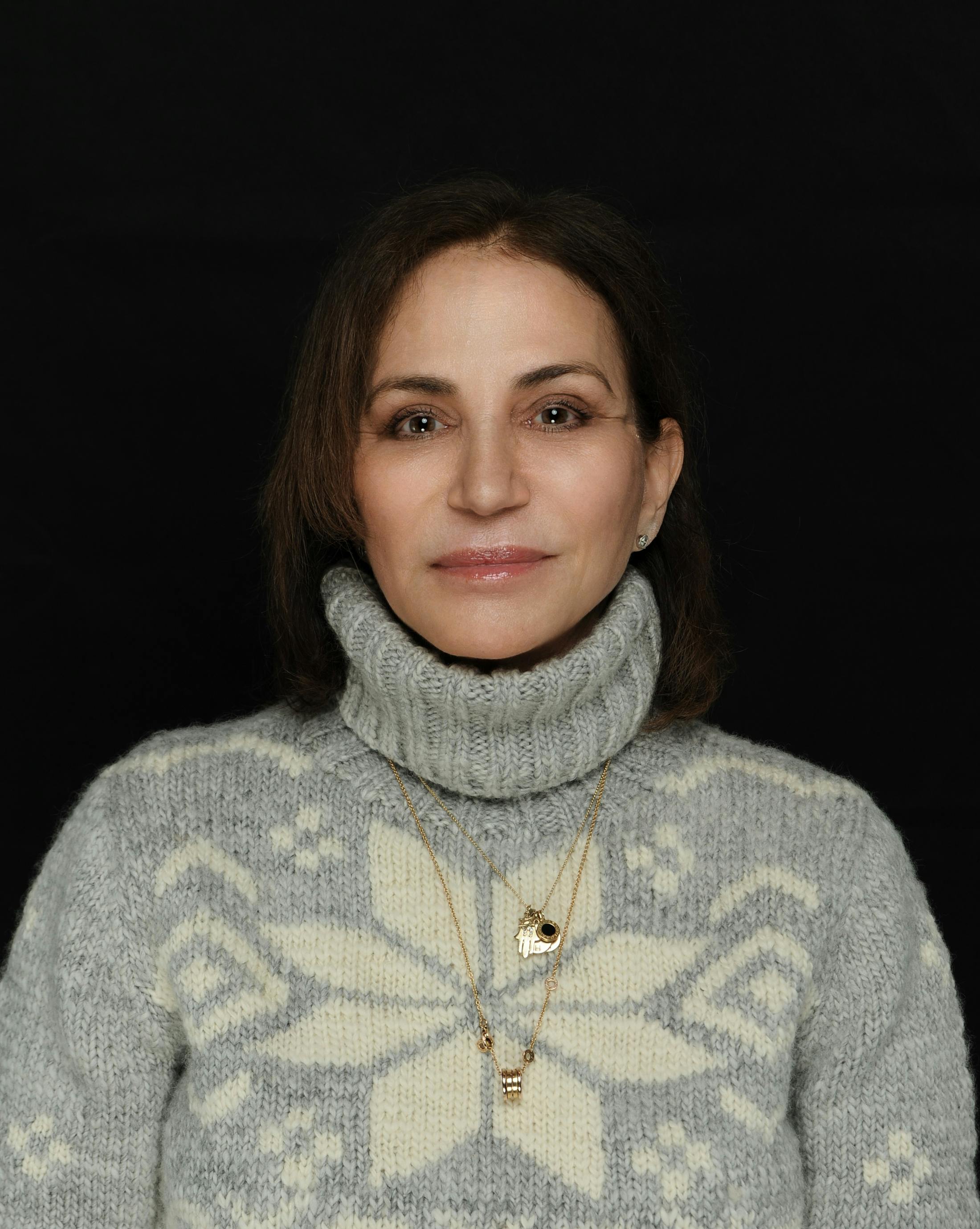 Karen Lessing headshot