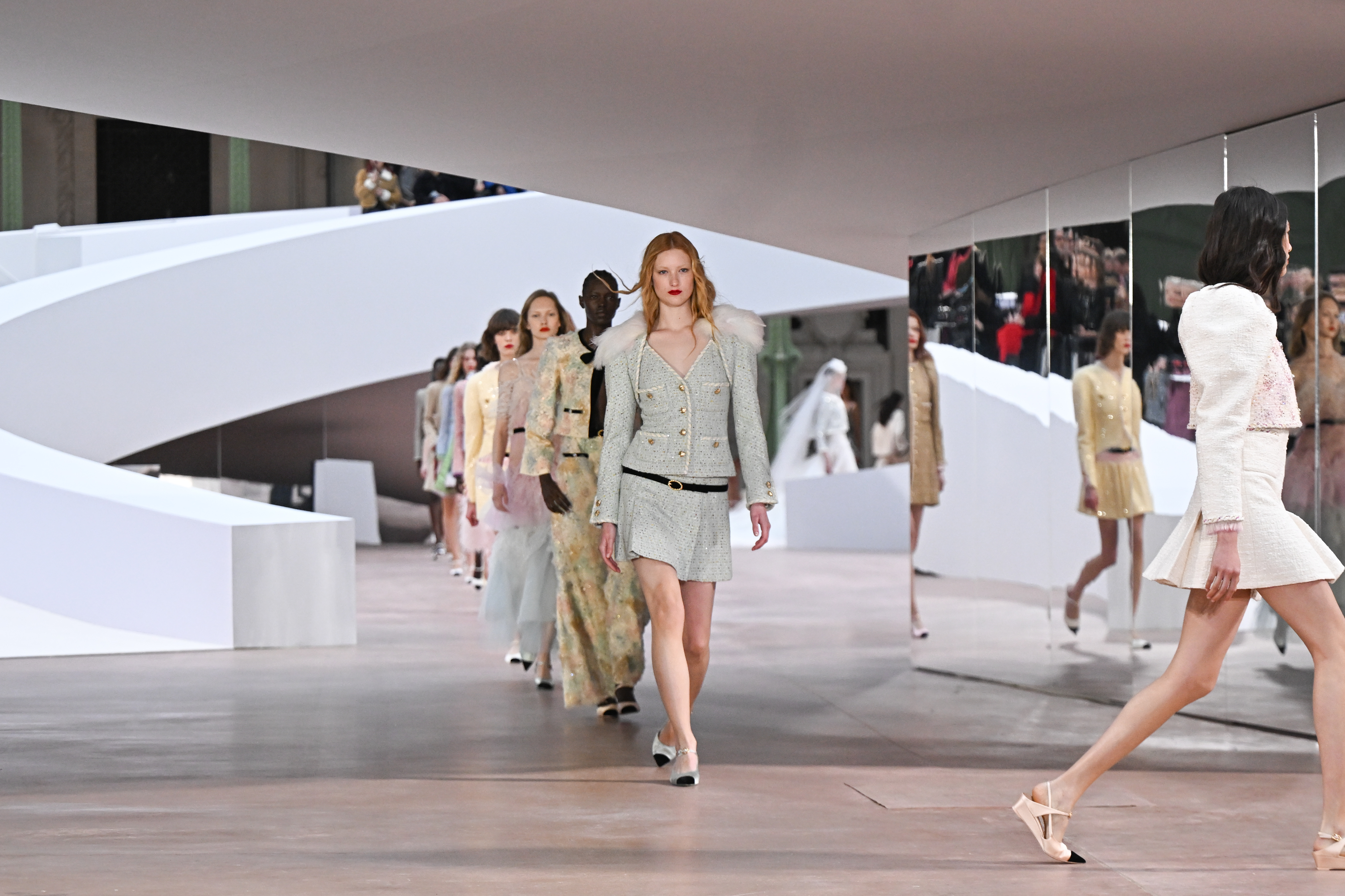 シャネル (CHANEL) ショー写真集 CATWALK Catwalk Imagery: Chanel A/W 25 Womenswear | SHOWstudio