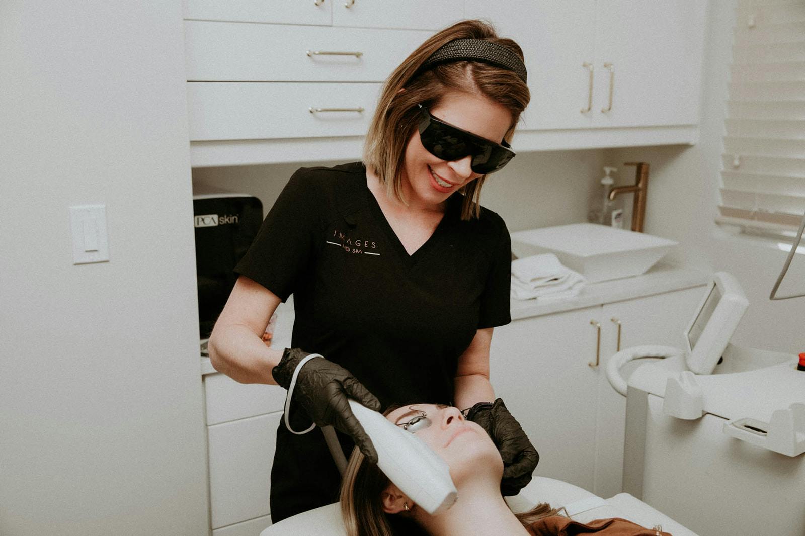 woman getting a nonsurgical face procedure