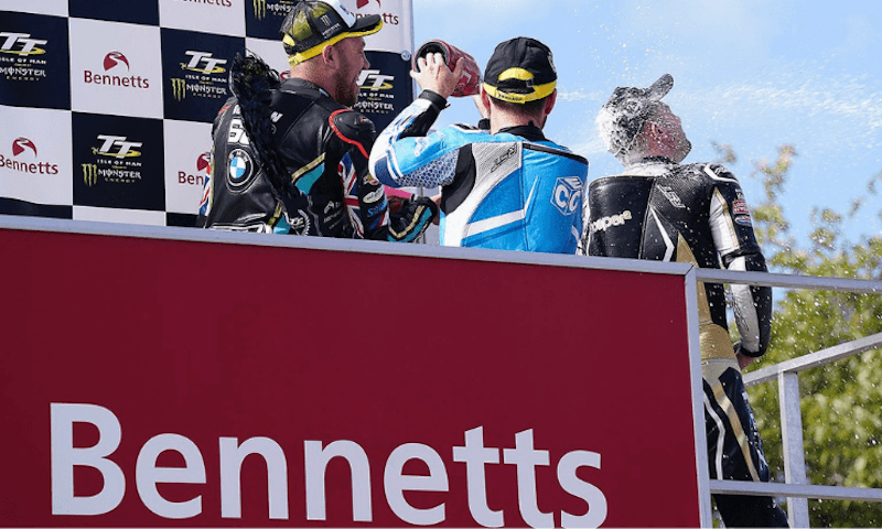 supertwin_podium_2022