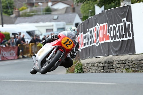 TT legend John McGuinness leads all-star entry for 2016 Bennetts Senior Classic TT