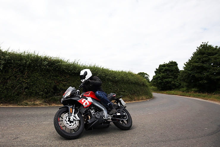 Aprilia Tuono 125 2017 Used Review Price Spec_03