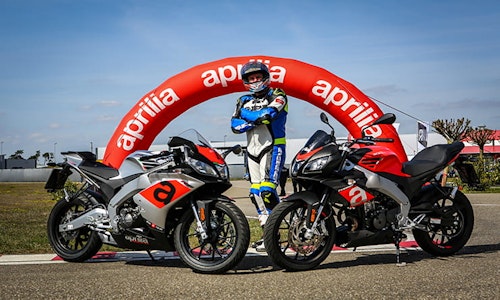 Aprilia RS125 and Tuono 125 (2017) - first ride and review
