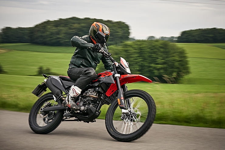 Aprilia RX125 and SX125 BikeSocial Review