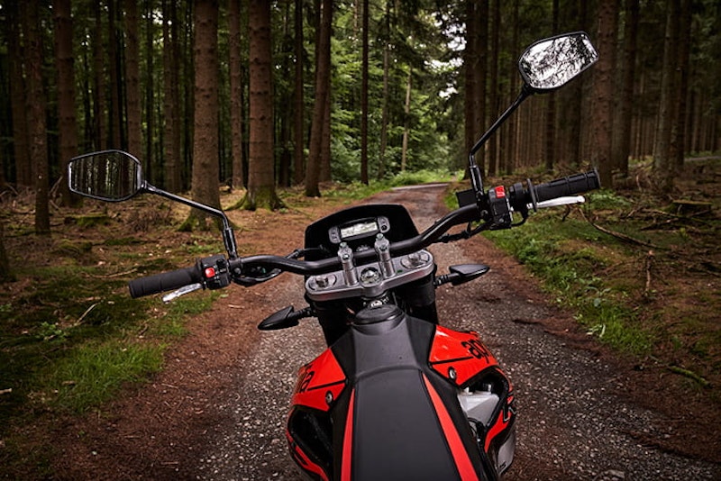 Aprilia RX125 and SX125 BikeSocial Review