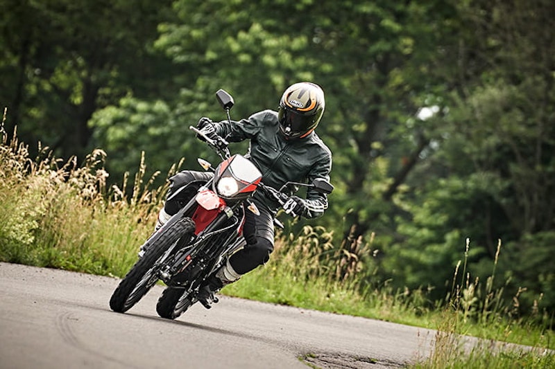 Aprilia RX125 and SX125 BikeSocial Review