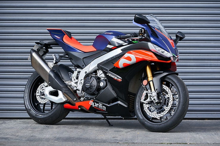 Aprilia RSV4 2021 Review Price Spec_023