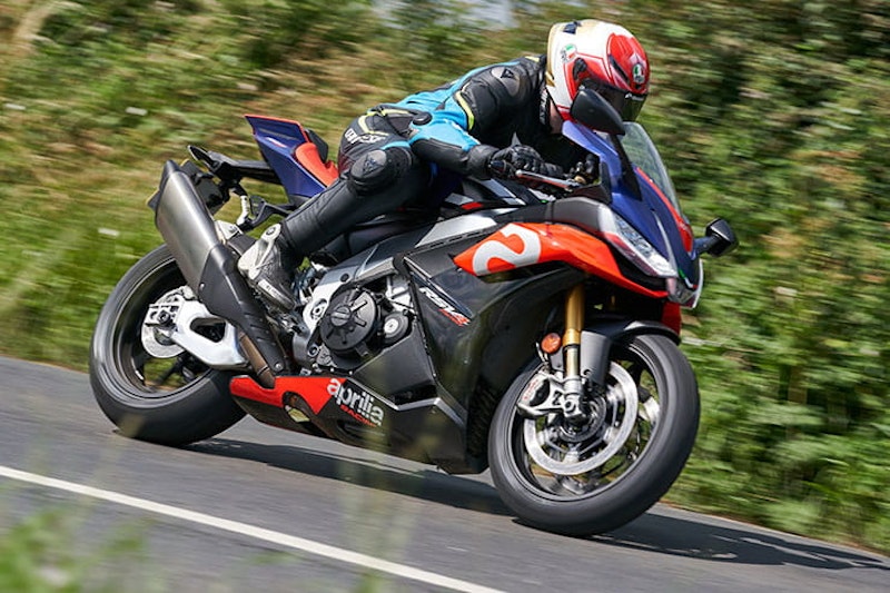 Aprilia RSV4 2021 Review Price Spec_074