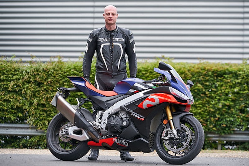 Aprilia RSV4 2021 Review Price Spec_084
