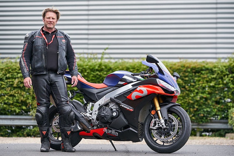 Aprilia RSV4 2021 Review Price Spec_086