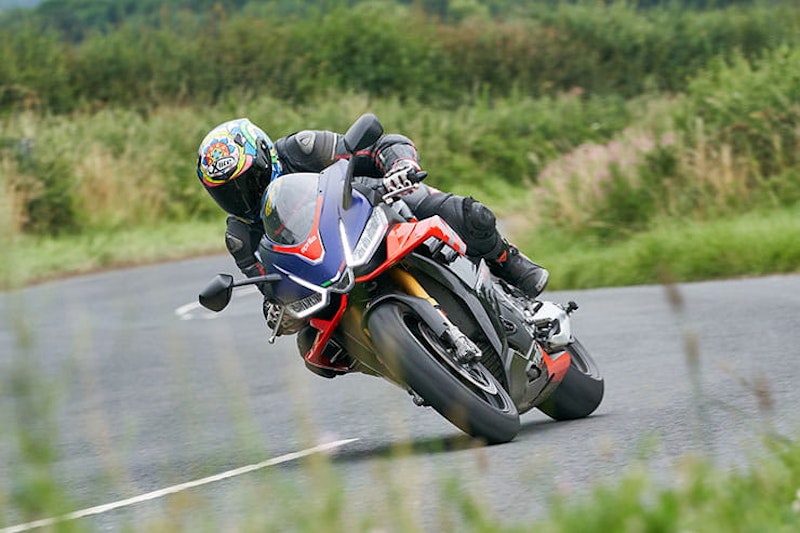 Aprilia RSV4 2021 Review Price Spec_103