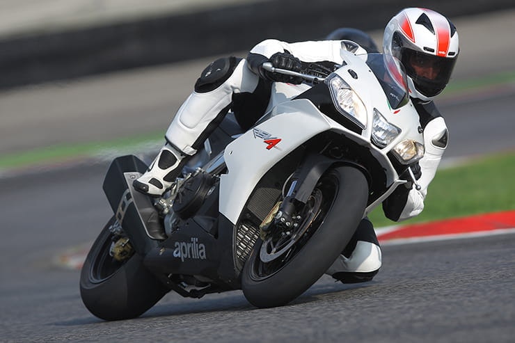 Aprilia RSV4 R 2009 Review Used Price Spec01