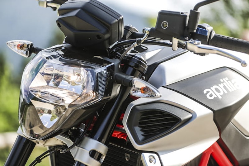 Aprilia Shiver 900 headlight