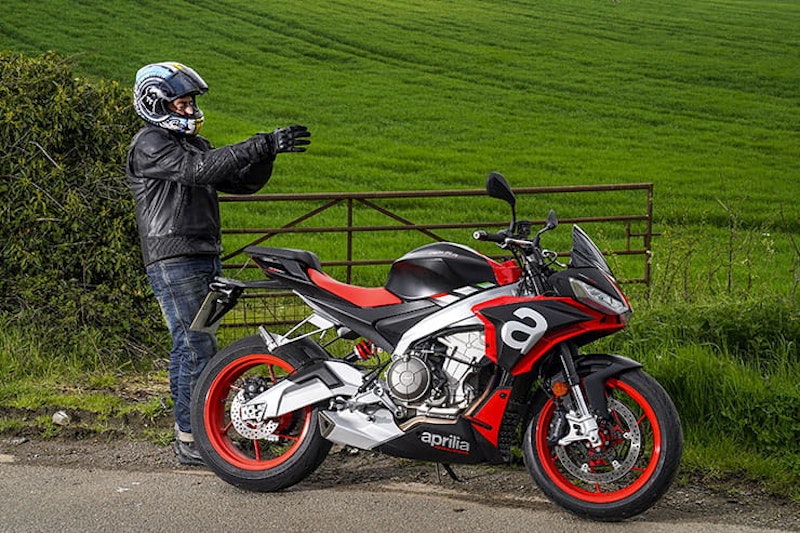 Aprilia Tuono 660 2021 Review Price Spec_54