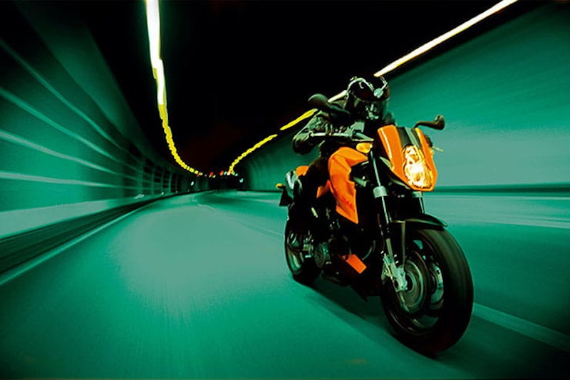 KTM 990 Super Duke 2005 Used Review Price Spec_01