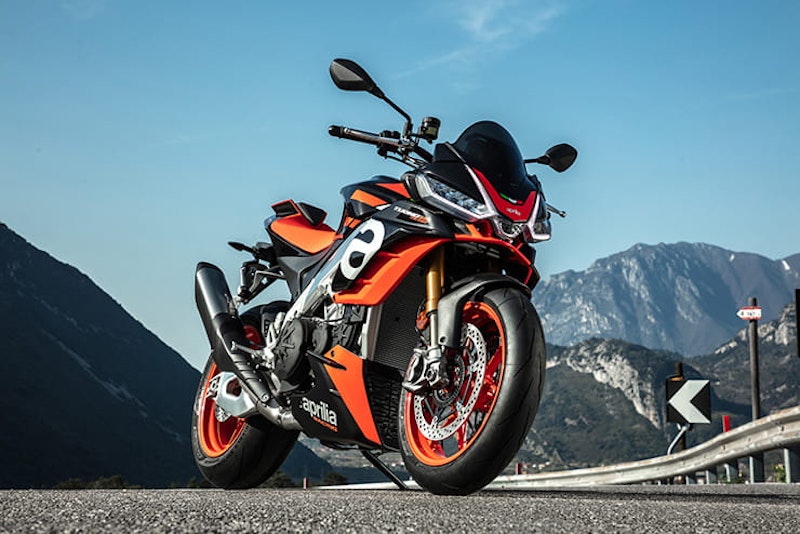 2021 Aprilia Tuono V4 Factory Review Price Spec_041
