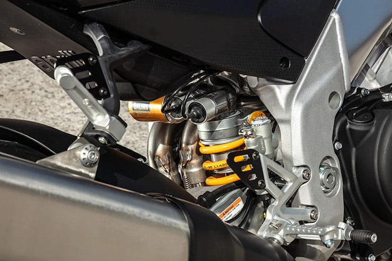 2021 Aprilia Tuono V4 Factory Review Price Spec_053