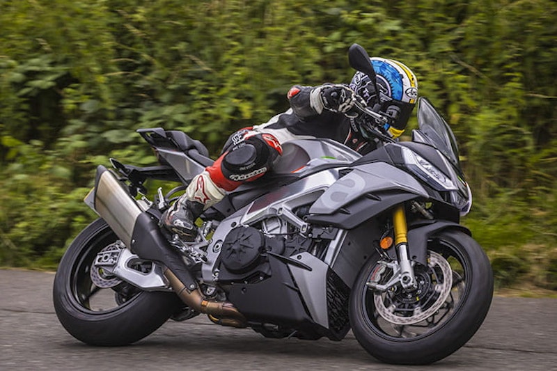 Aprilia Tuono V4 2021 Review Price Spec_26