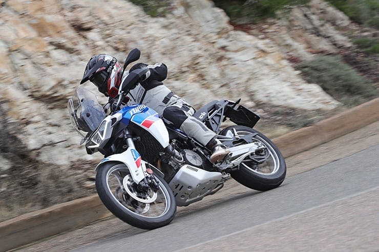 2022_Aprilia Tuareg 660_03