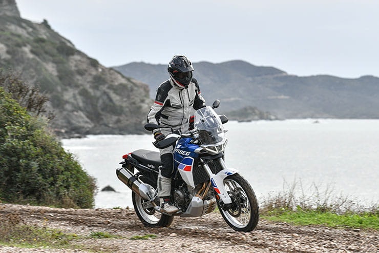 2022_Aprilia Tuareg 660_04