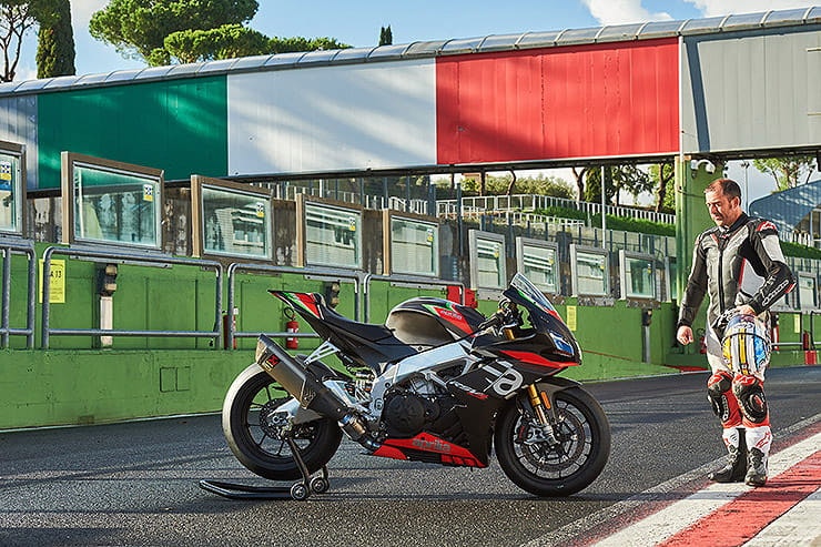 Aprilia RSV4 1100 Factory 2020 Review Price Spec (1)
