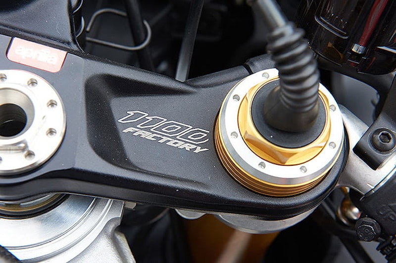Aprilia RSV4 1100 Factory 2020 Review Price Spec (7)