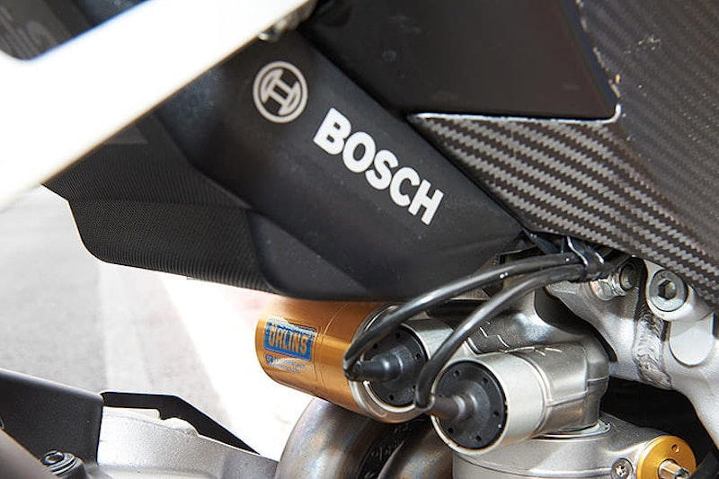 Aprilia RSV4 1100 Factory 2020 Review Price Spec (9)