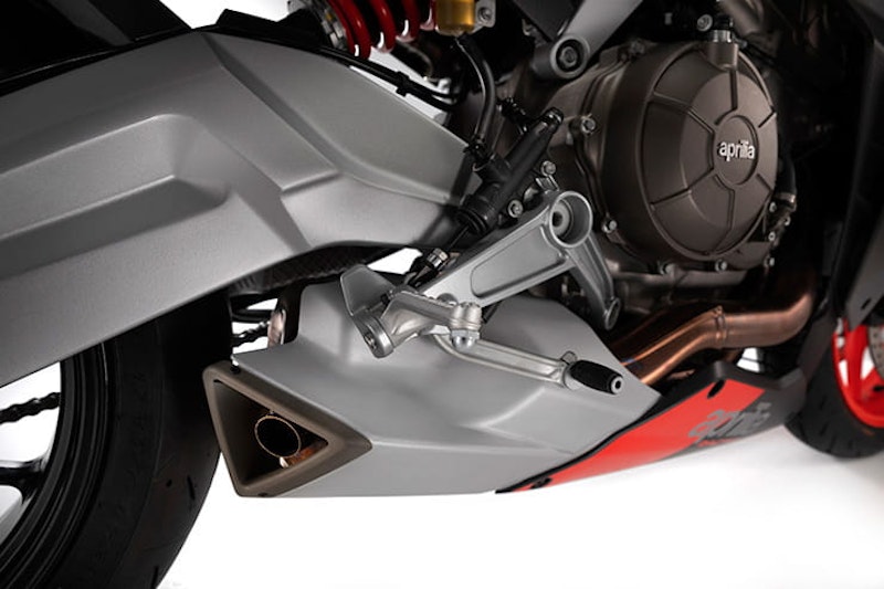 Aprilia have arguably created a new segment with this light, 100bhp, parallel-twin RS600, creating an affordable, usable sports bike (with a plethora of rider aids) for the road.