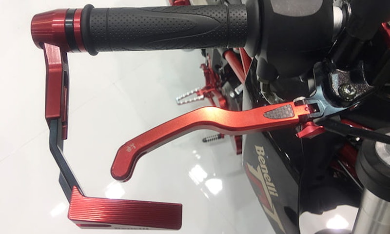 BikeSocial review of the Benelli TNT125