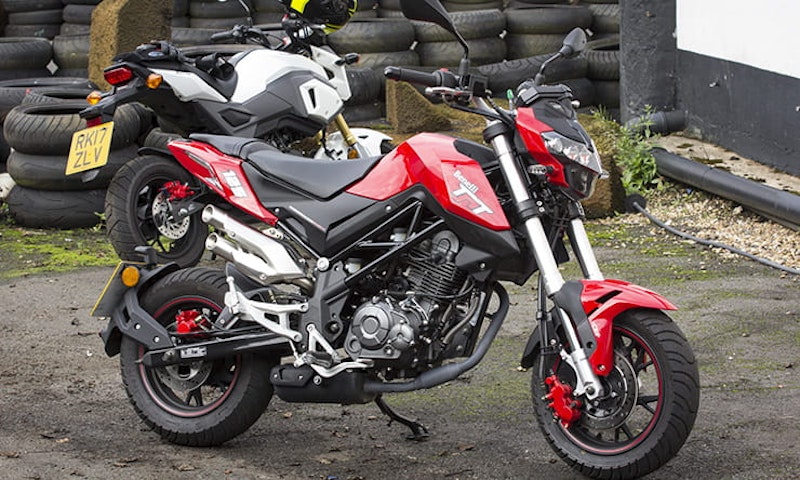 BikeSocial review of the Benelli TNT125