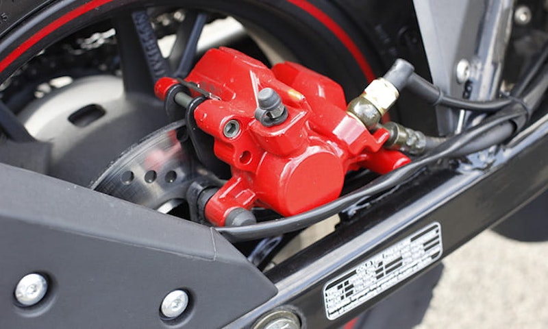BikeSocial review of the Benelli TNT125