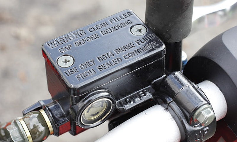 BikeSocial review of the Benelli TNT125