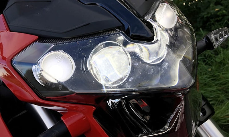 BikeSocial review of the Benelli TNT125